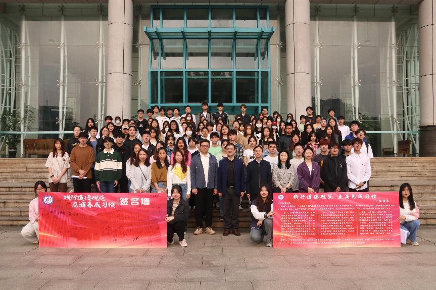 William威廉官网